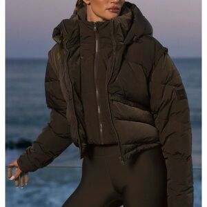 ALO Yoga Dark Brown Puffer Jacket